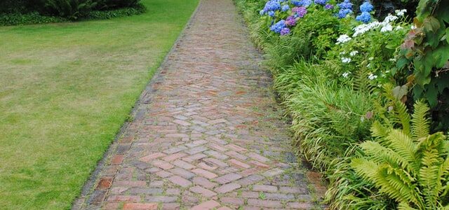 How Much Does Garden Paving Cost in Dublin