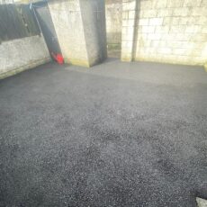 Small back garden done with asphalt2